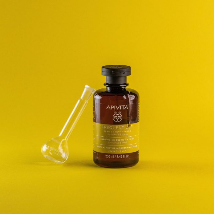 Apivita Frequent Use Gentle Daily Shampoo With Chamomile & Honey 250ml - Image 3